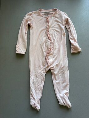 Magnetic Me Onesie 3-6M